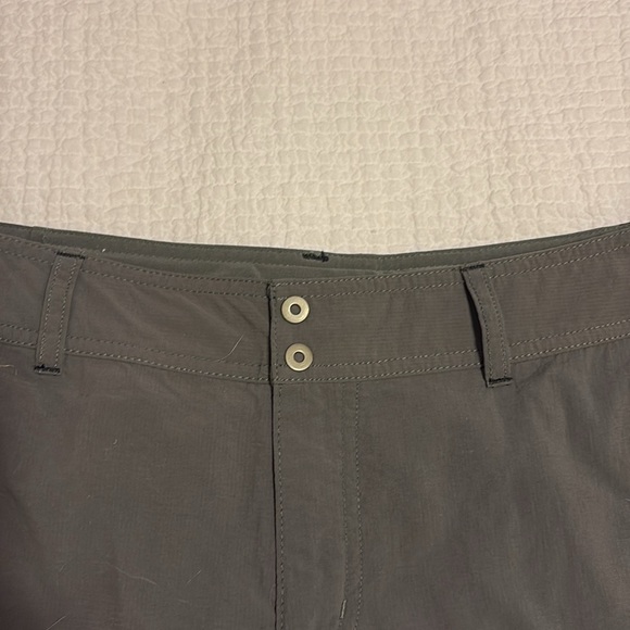 Columbia Omni-Shade Protection dark gray shirts.  Size 12 - Picture 5 of 10